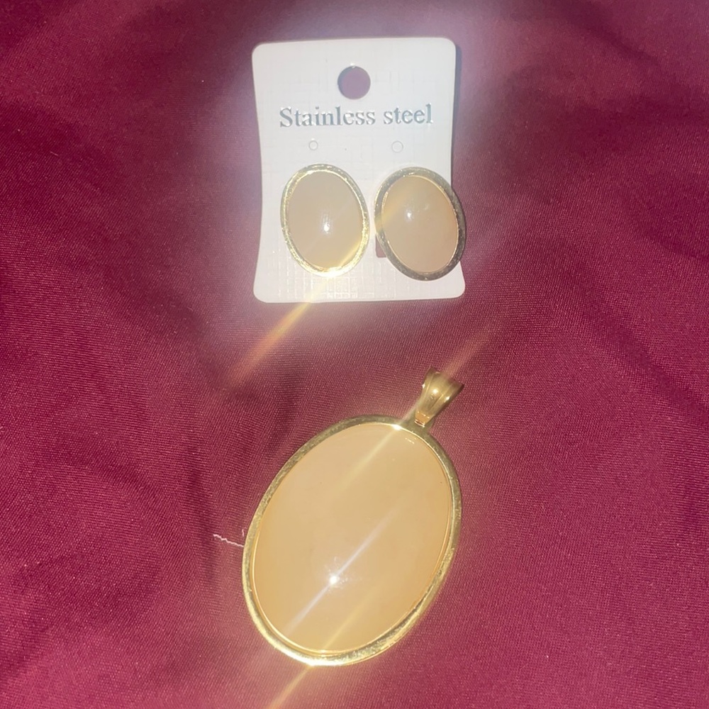 Pendant charm  Earrings set